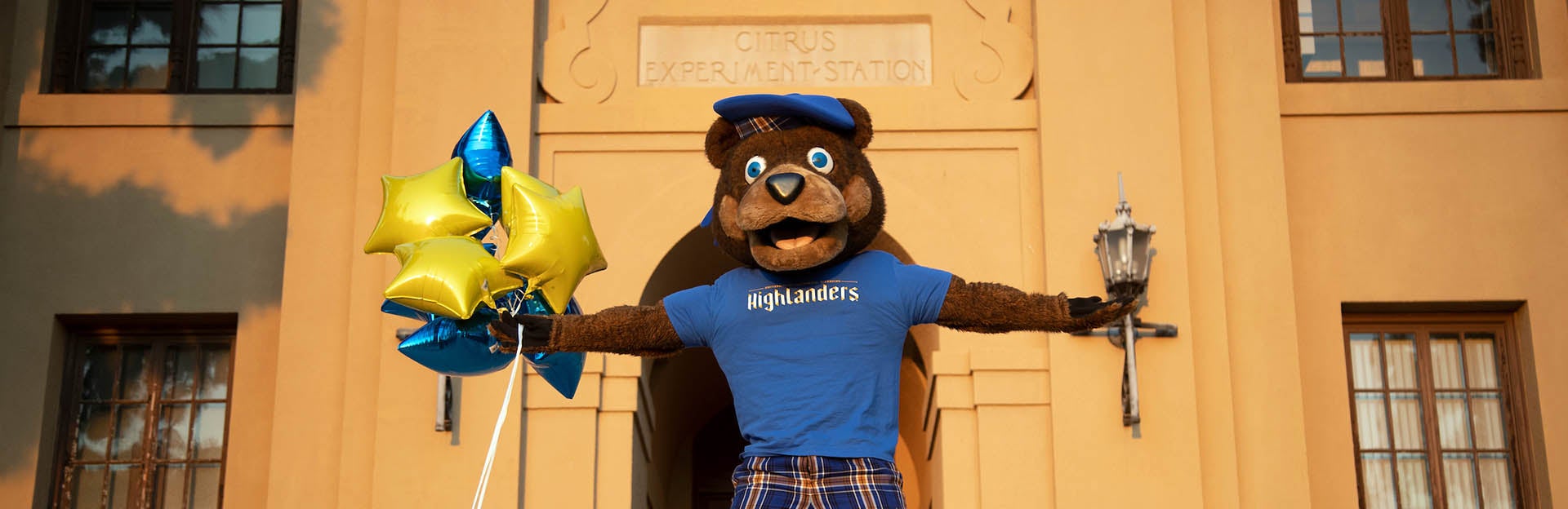 Guided Tours New UCR Business Building guided-tours-new-ucr-business-building